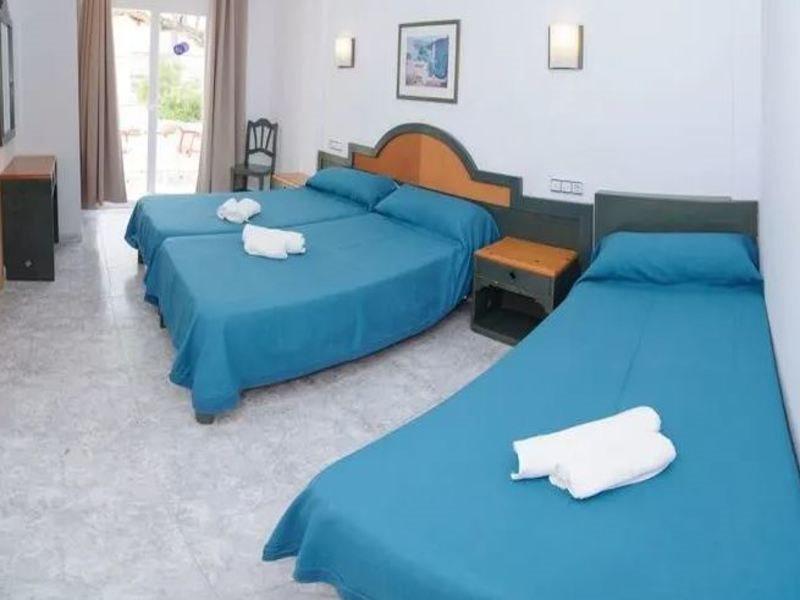 Hostal Rosalia San Antonio  Bagian luar foto